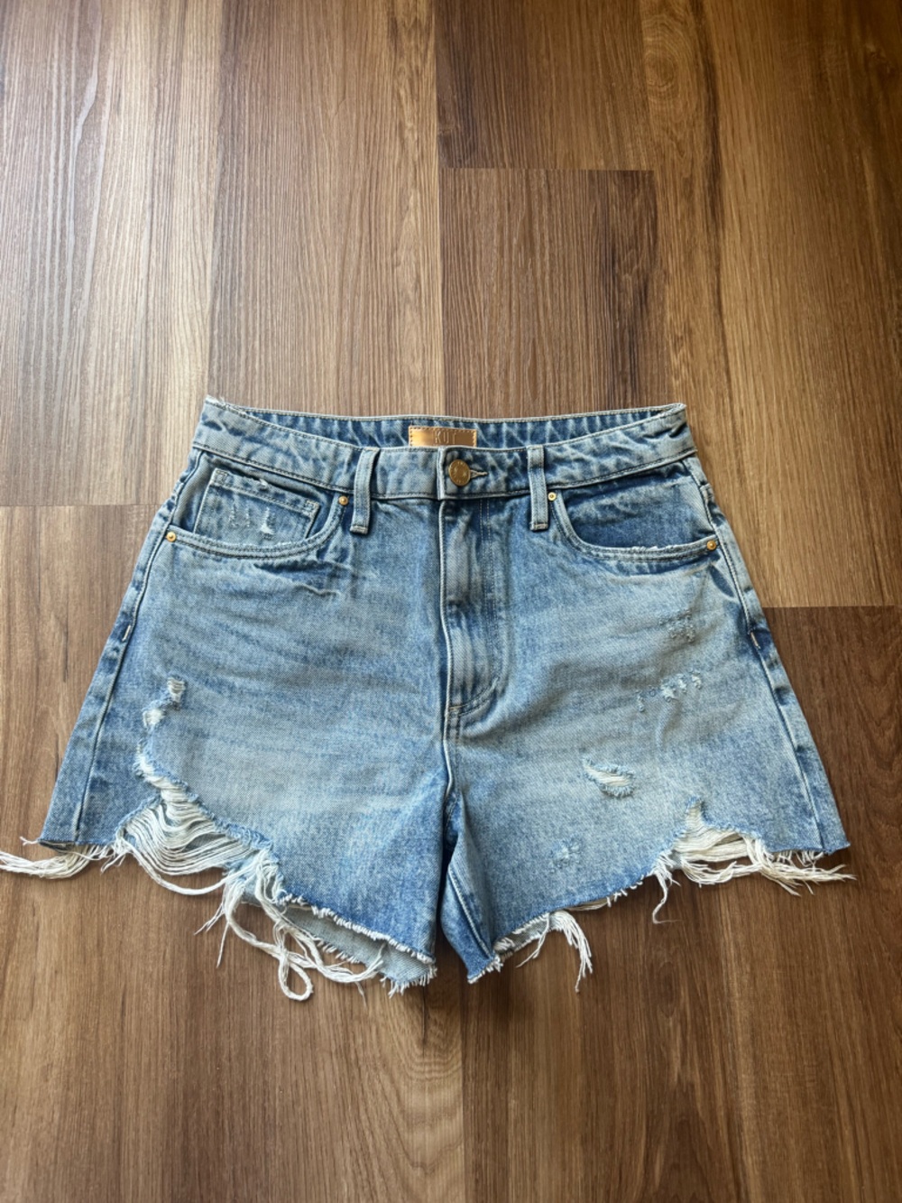 Kut from the Kloth High Rise Taylor Short